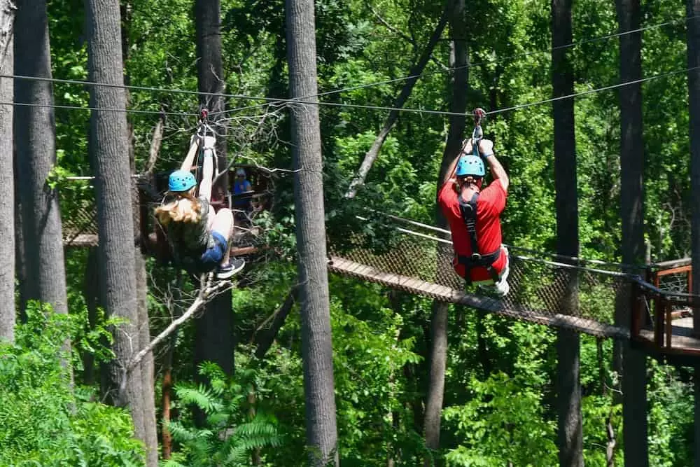 ziplines in gatlinburg at anakeesta