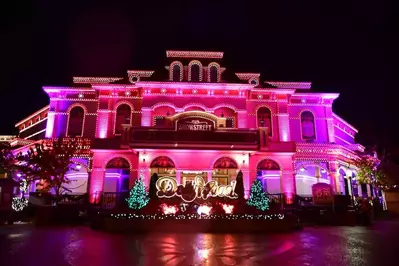 Showplace Theater Dollywood Christmas lights 