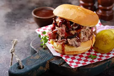 pulled pork sandwich