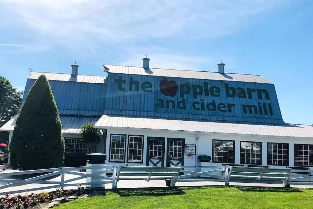 the apple barn in sevierville tn