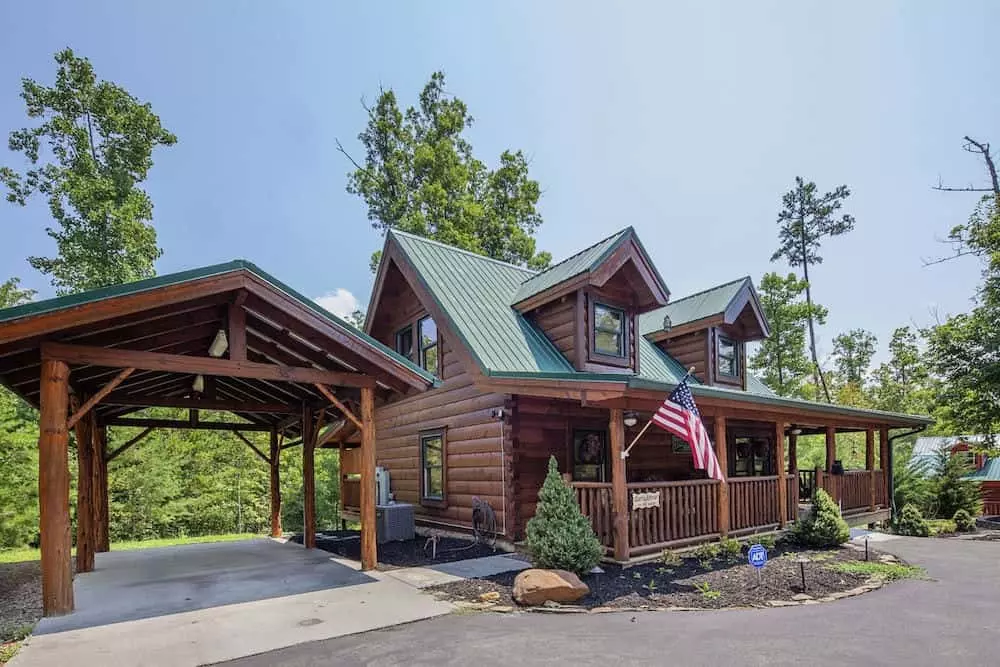 Liam's Retreat, a beautiful Pigeon Forge cabin.