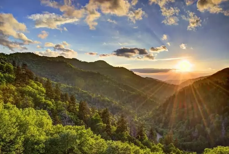 Sunrise in the mountains near Pigeon Forge.