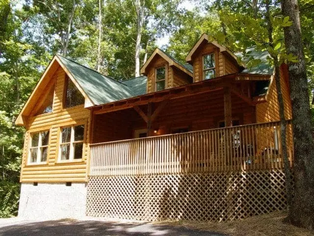 Whispering Oaks, a log cabin rental in Sevierville TN.