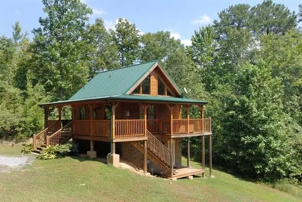 Mountain Lake Hideaway, one of our excellent affordable cabins in Pigeon Forge.