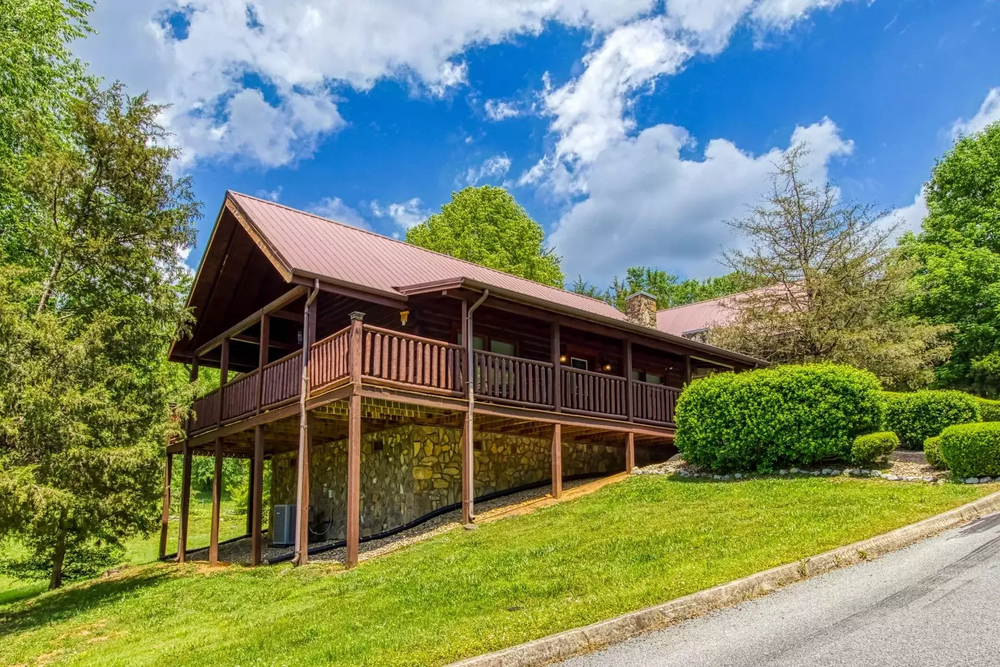 1 Bedroom Cabins in Pigeon Forge