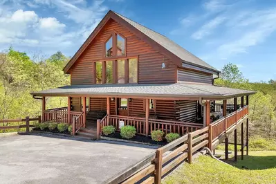 1 Bedroom Cabins in Pigeon Forge