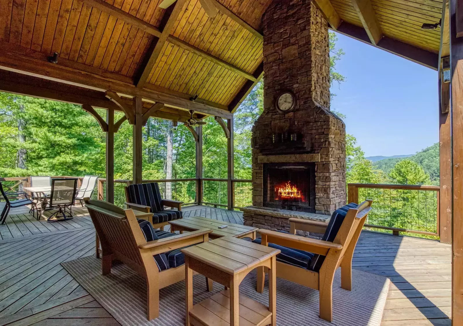 luxury hickory homestead