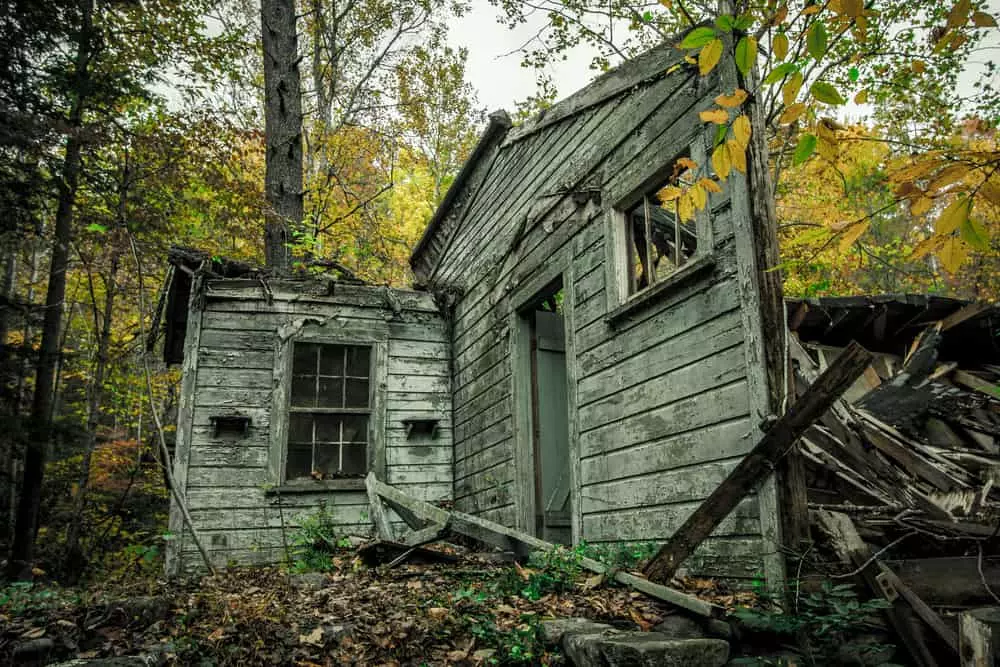 elkmont ghost town is one of the best gatlinburg historical sites