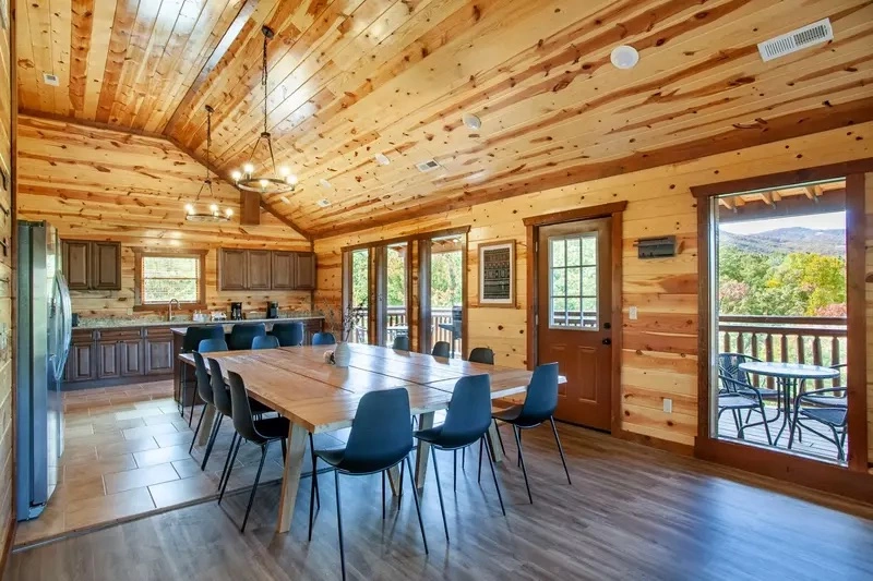 full size kitchen cabin