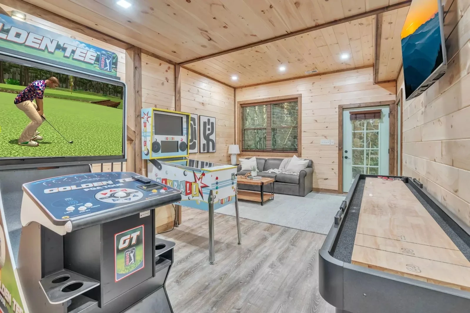 game room at pigeon forge cabin rental
