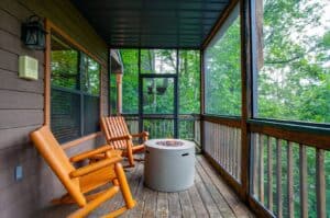 eagle's landing pigeon forge cabin with mountain views