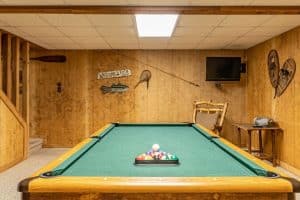game room vacation in the Smokies 