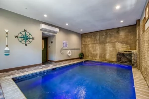 splashin chalet gatlinburg cabin with indoor pool