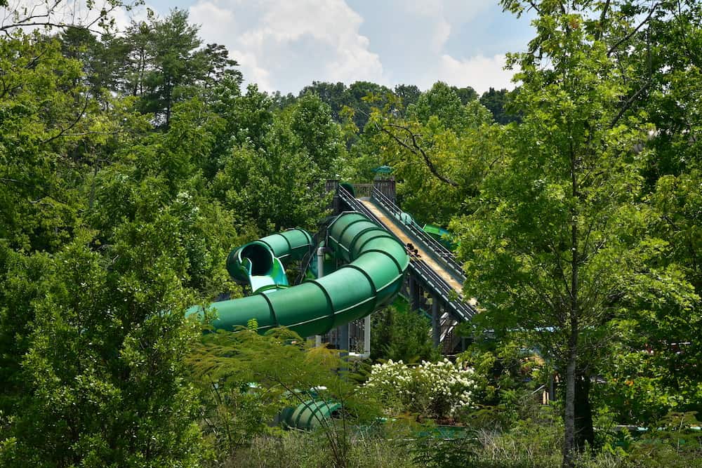 waterslide at dollywood's splash country