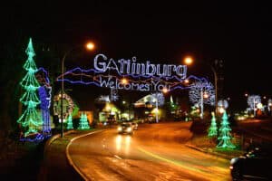 gatlinburg holiday lights 