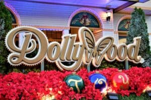 dollywood sign during christmastime